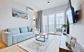 Komfortowy Apartament Przy Centrum Manufaktura Z Parkingiem